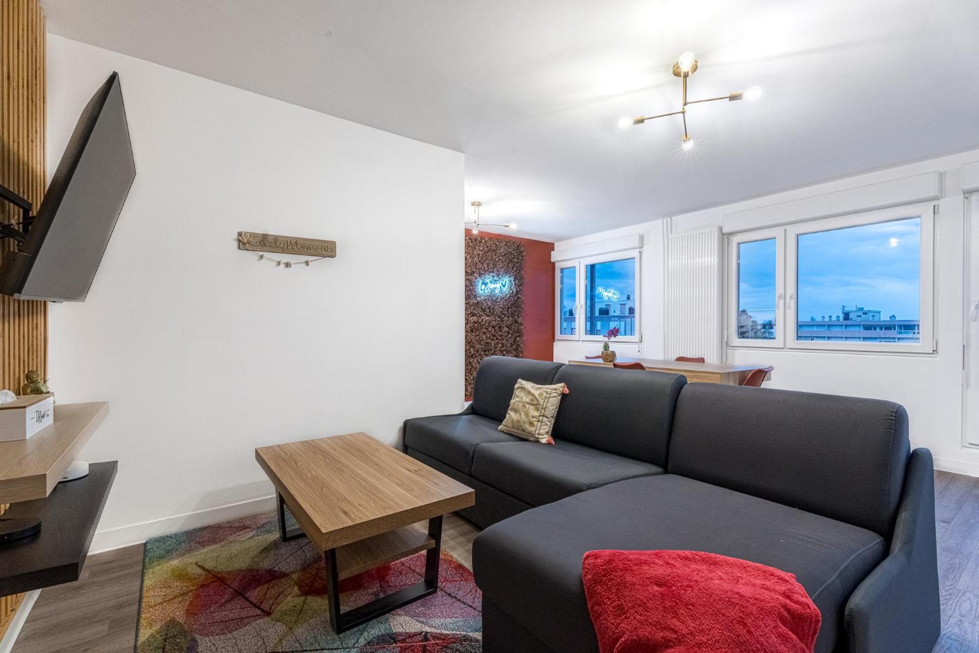 Apartment Le Jenny - 2 Lits - 4 Pers' - Parking - Streaming Metz